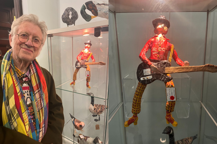 Win a papier mâché sculpture of Noddy Holder